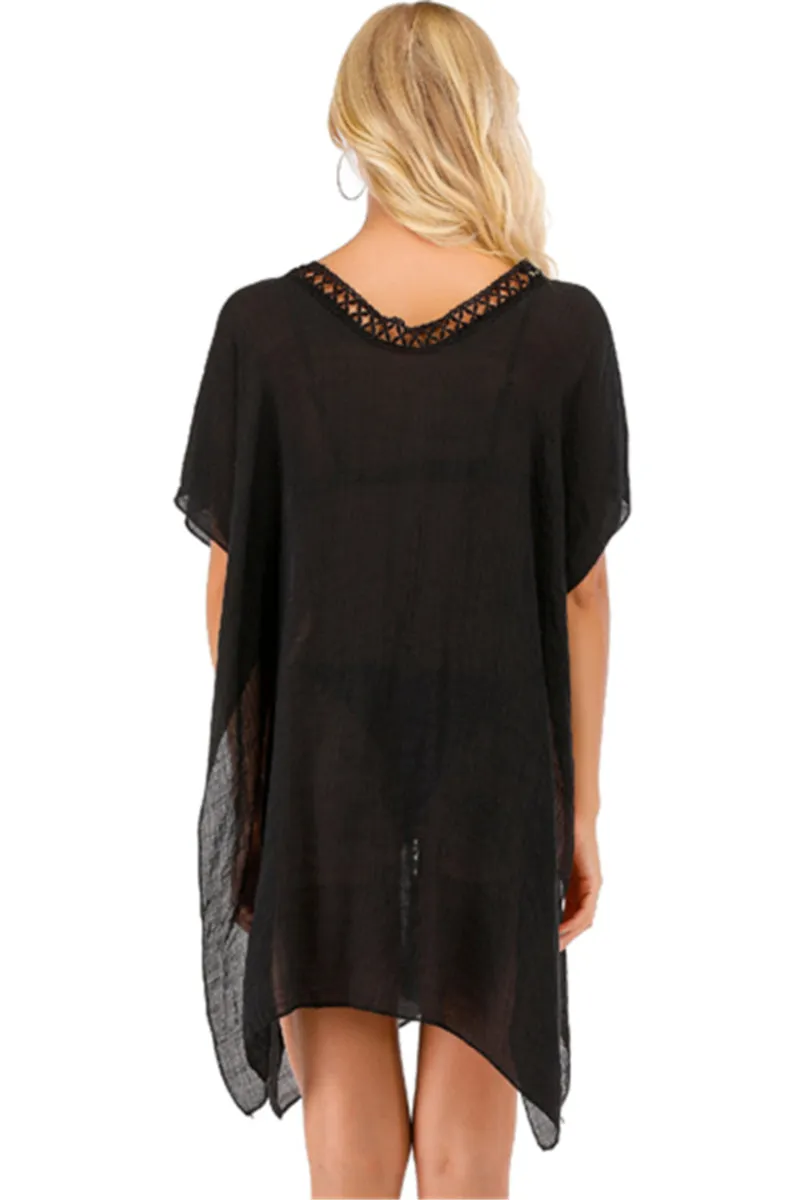 Hollow Beach Cover-up in White, Black and Blue