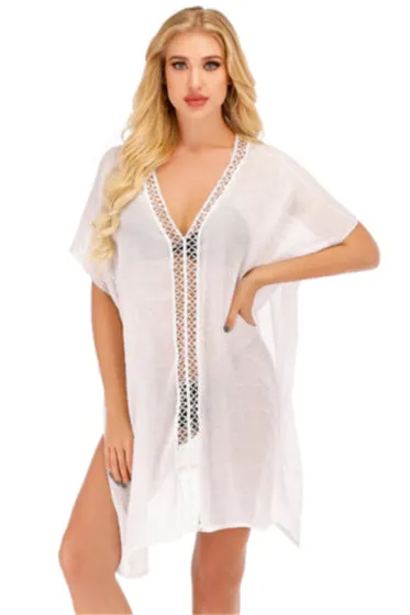 Hollow Beach Cover-up in White, Black and Blue