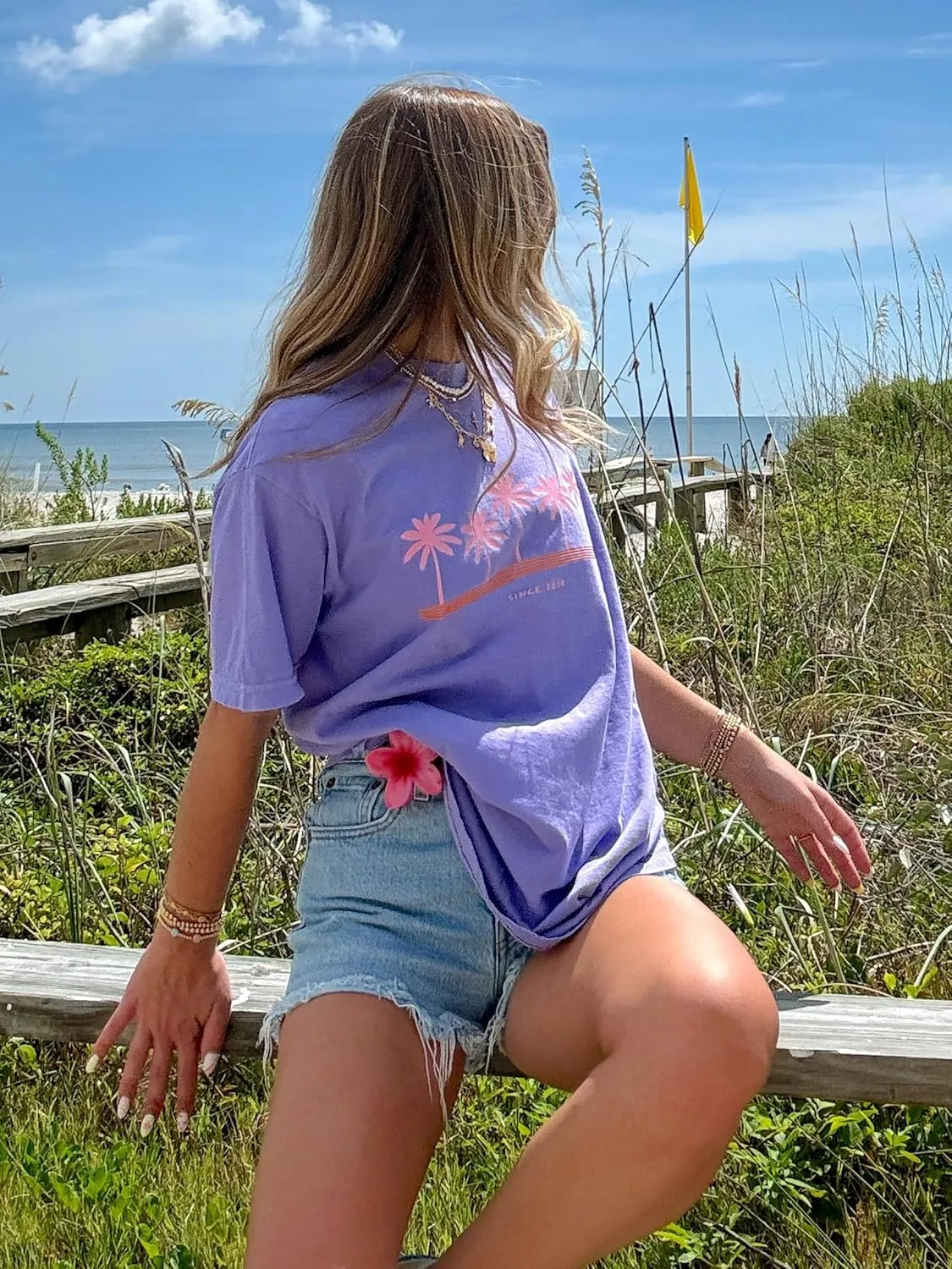 Womens Oversized Vintage Flower T-Shirts Preppy Western Graphic Tees Tops Y2k Ocean Coastal Summer Beachy T Shirts